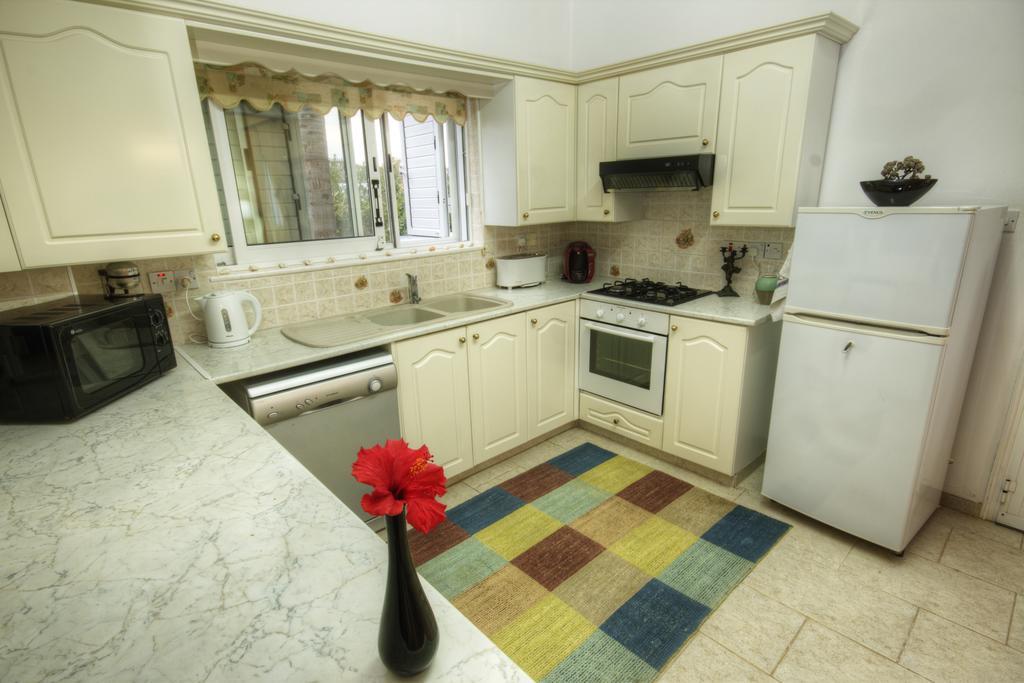 Villa Athina Paphos 客房 照片