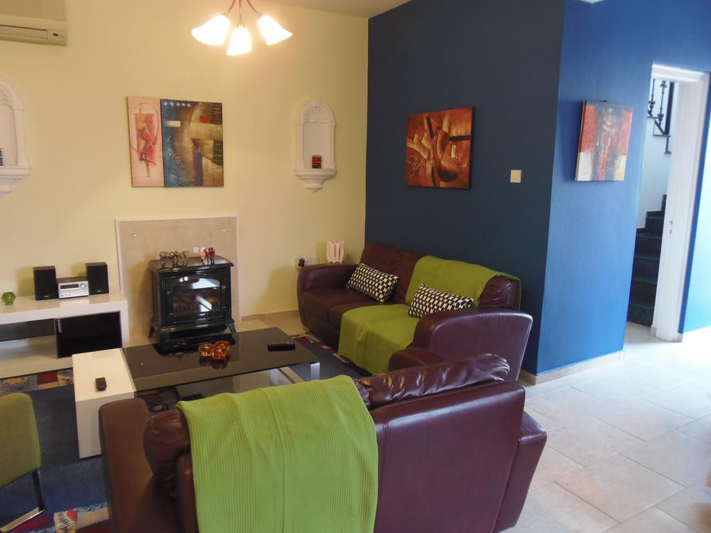 Villa Athina Paphos 客房 照片